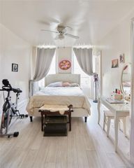 354 S 5th Street #3, Brooklyn, NY 11211