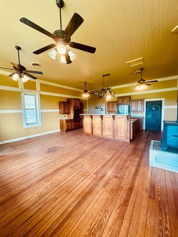 5100 CR L, Stratford, TX 79084