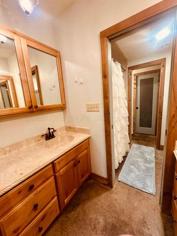 5100 CR L, Stratford, TX 79084