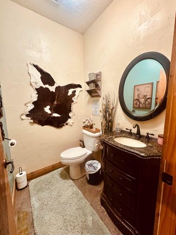 5100 CR L, Stratford, TX 79084