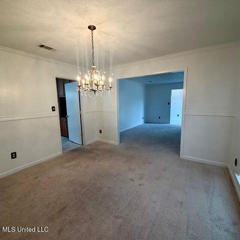 1301 Heidenheim Drive, Pascagoula, MS 39581