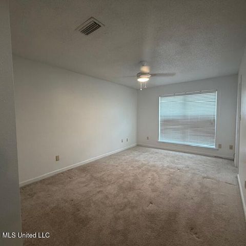 1301 Heidenheim Drive, Pascagoula, MS 39581