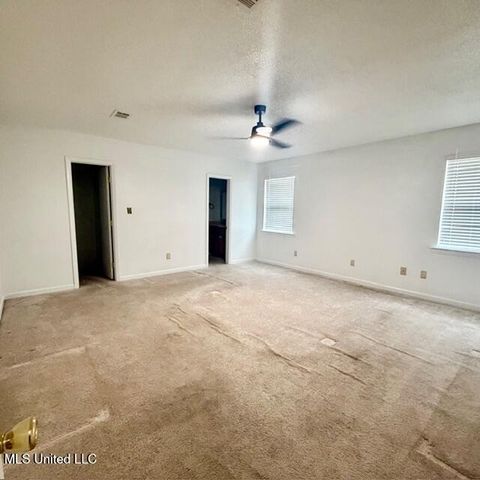 1301 Heidenheim Drive, Pascagoula, MS 39581