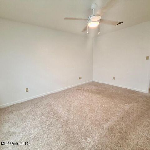 1301 Heidenheim Drive, Pascagoula, MS 39581