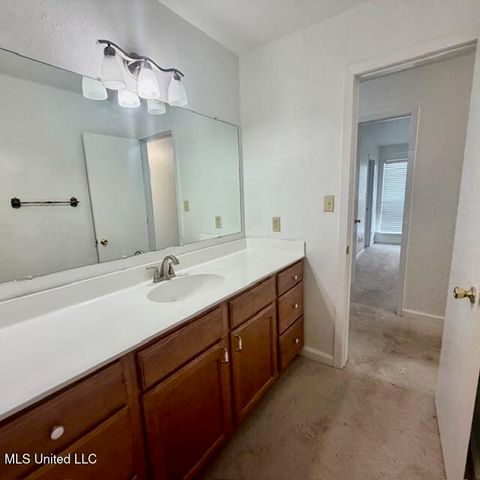 1301 Heidenheim Drive, Pascagoula, MS 39581