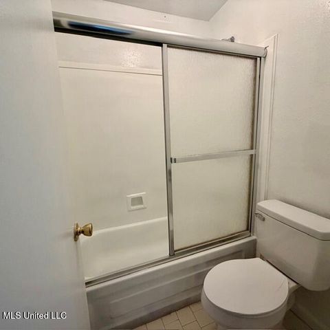 1301 Heidenheim Drive, Pascagoula, MS 39581