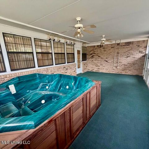 1301 Heidenheim Drive, Pascagoula, MS 39581