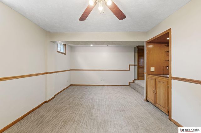 7629 Nebraska Avenue, Omaha, NE 68134