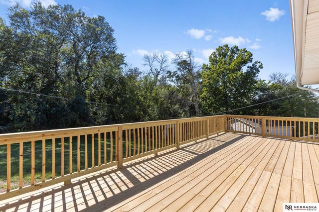 7629 Nebraska Avenue, Omaha, NE 68134