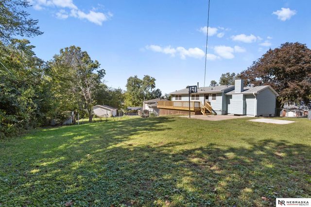 7629 Nebraska Avenue, Omaha, NE 68134