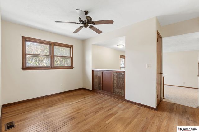 7629 Nebraska Avenue, Omaha, NE 68134