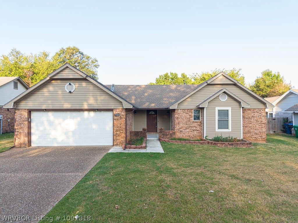 3100 S 100th Street, Fort Smith, AR 72903