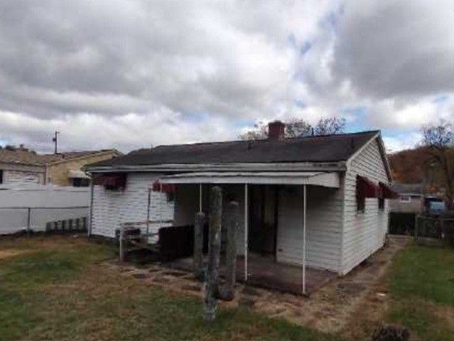 6 S Spring St, Allegheny West, PA 15223