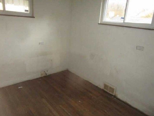 6 S Spring St, Allegheny West, PA 15223