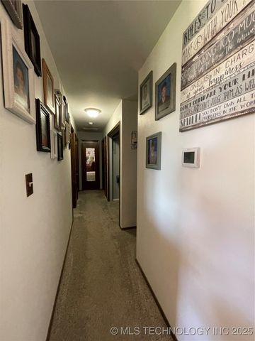 270 Hickory, Lone Grove, OK 73401