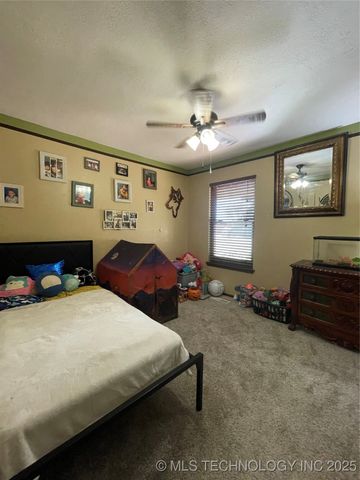 270 Hickory, Lone Grove, OK 73401