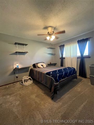 270 Hickory, Lone Grove, OK 73401