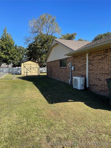 270 Hickory, Lone Grove, OK 73401