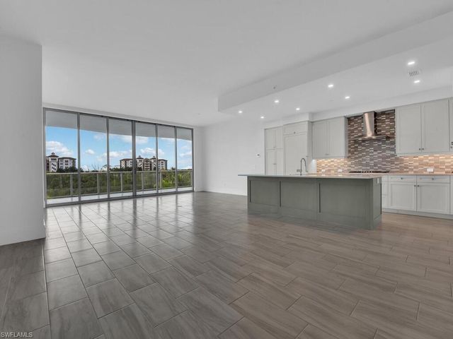 4810 PELICAN COLONY BLVD 304, Bonita Springs, FL 34134