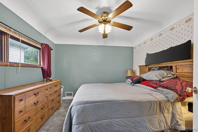 304 W Ridge Street, Owosso, MI 48867