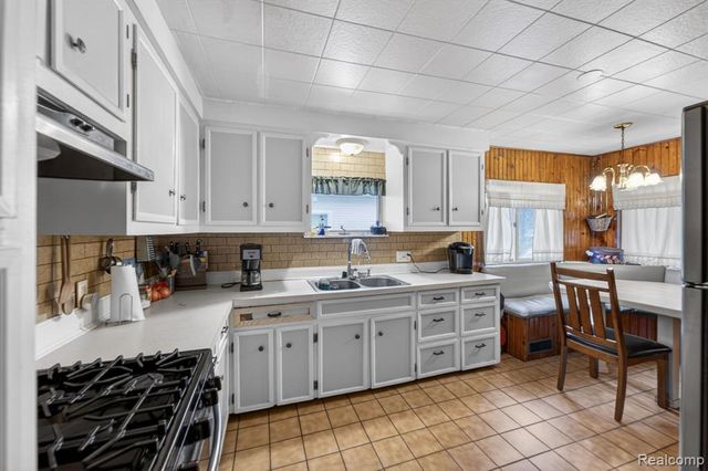 304 W Ridge Street, Owosso, MI 48867