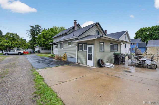 304 W Ridge Street, Owosso, MI 48867