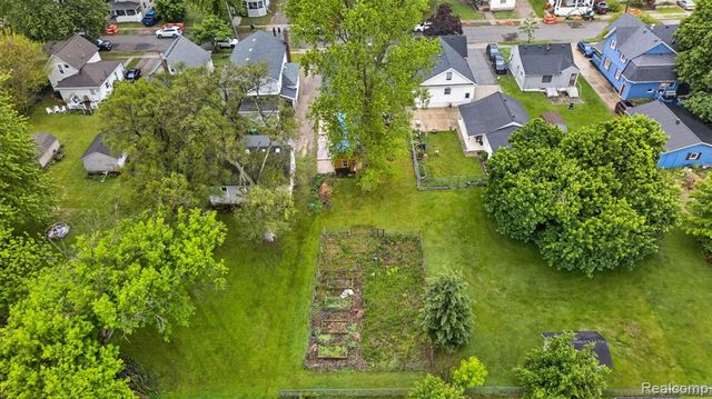 304 W Ridge Street, Owosso, MI 48867