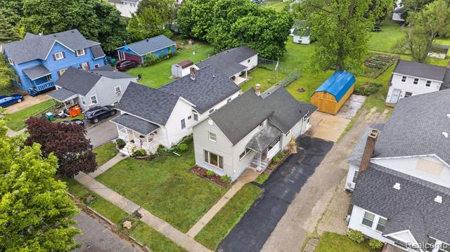 304 W Ridge Street, Owosso, MI 48867