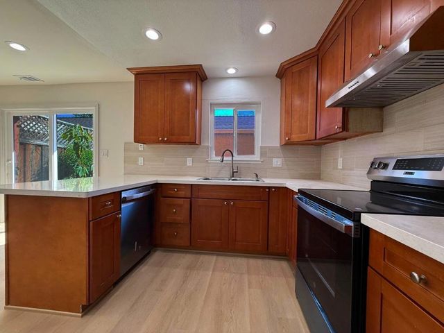 1680 Cedarcreek Drive, San Jose, CA 95121