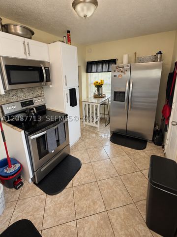 2101 NW 87th St, Miami, FL 33147