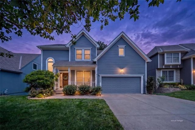 8202 W 144th Terrace, Overland Park, KS 66223