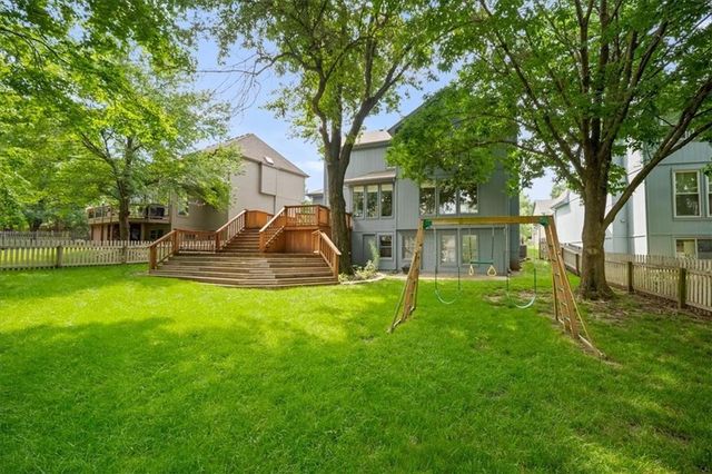 8202 W 144th Terrace, Overland Park, KS 66223