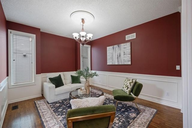 8202 W 144th Terrace, Overland Park, KS 66223