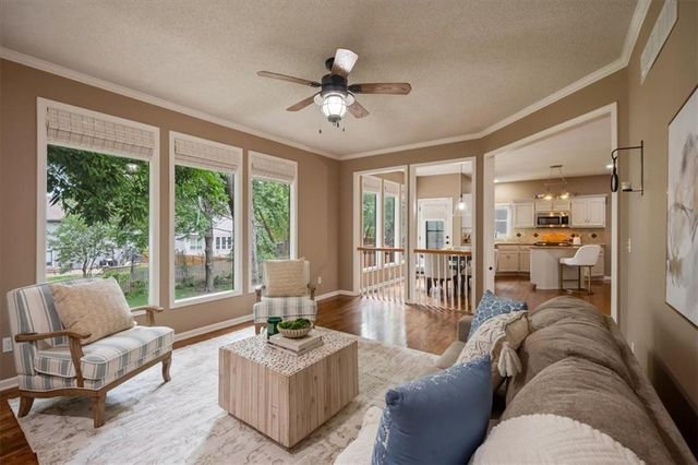 8202 W 144th Terrace, Overland Park, KS 66223