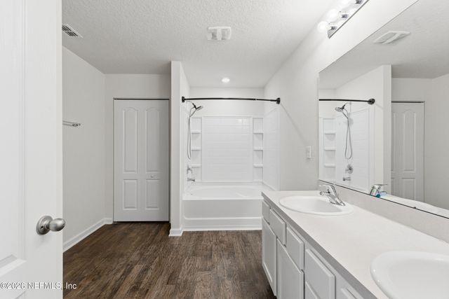 5853 CALVARY Drive, Jacksonville, FL 32244