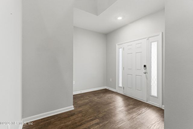 5853 CALVARY Drive, Jacksonville, FL 32244