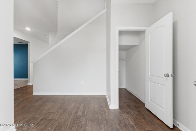 5853 CALVARY Drive, Jacksonville, FL 32244