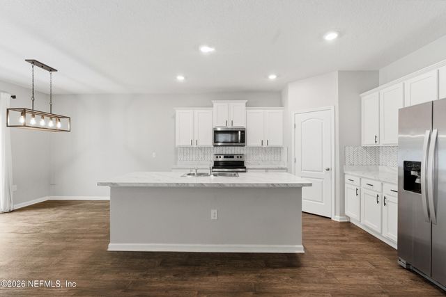 5853 CALVARY Drive, Jacksonville, FL 32244