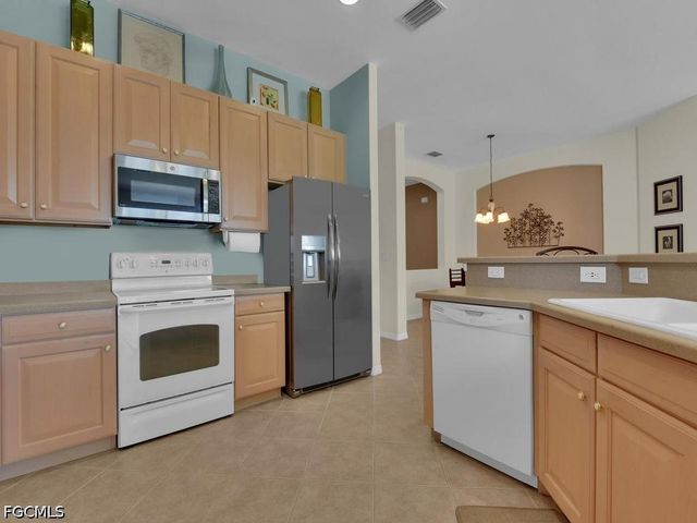 2314 Bainmar DR, Lehigh Acres, FL 33973