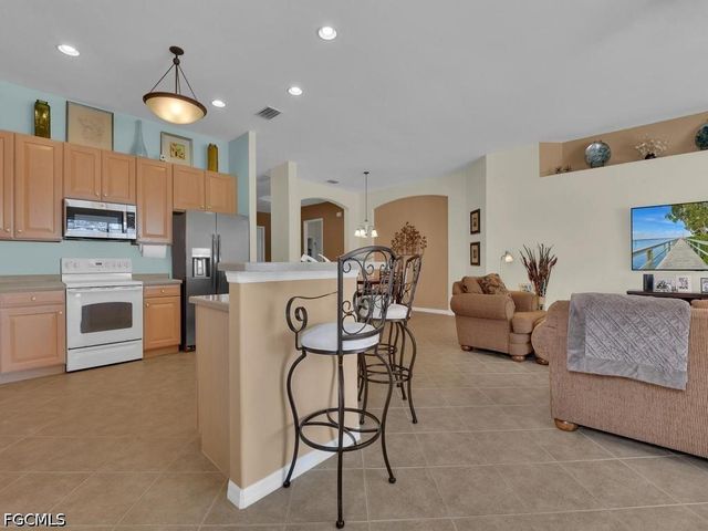 2314 Bainmar DR, Lehigh Acres, FL 33973