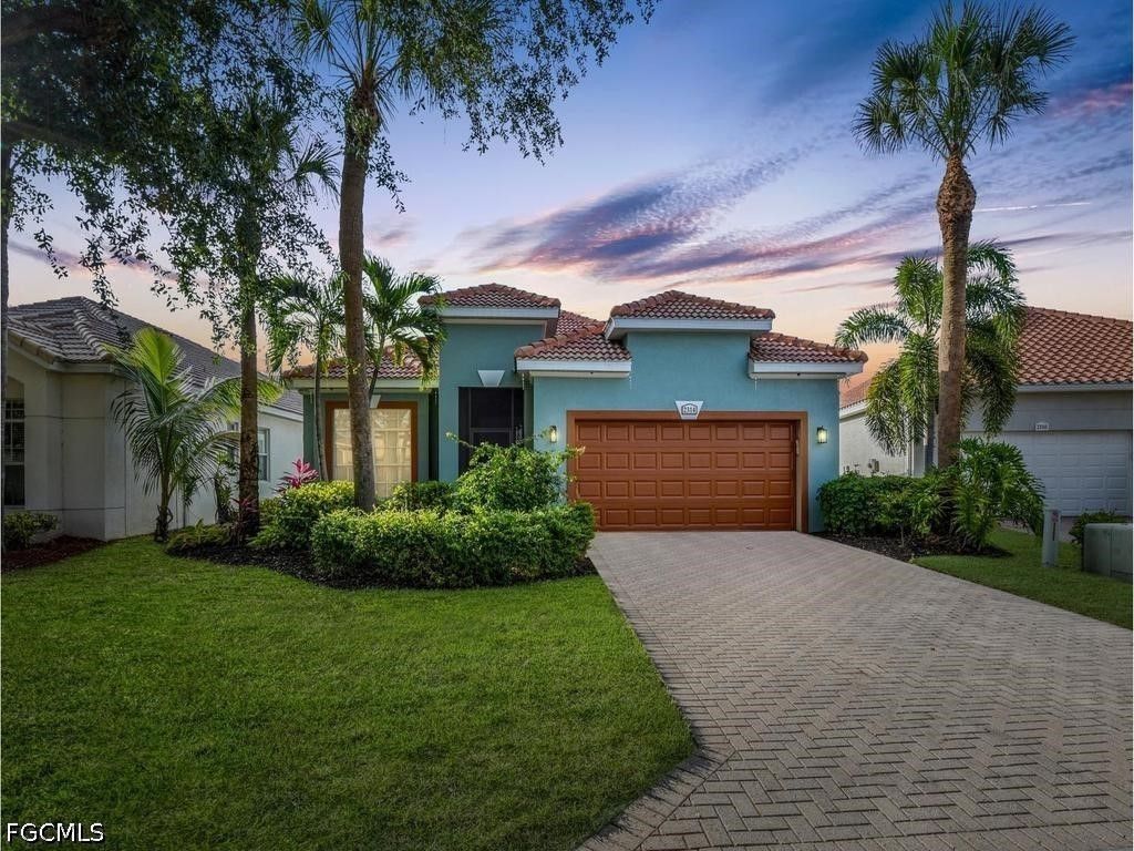 2314 Bainmar DR, Lehigh Acres, FL 33973