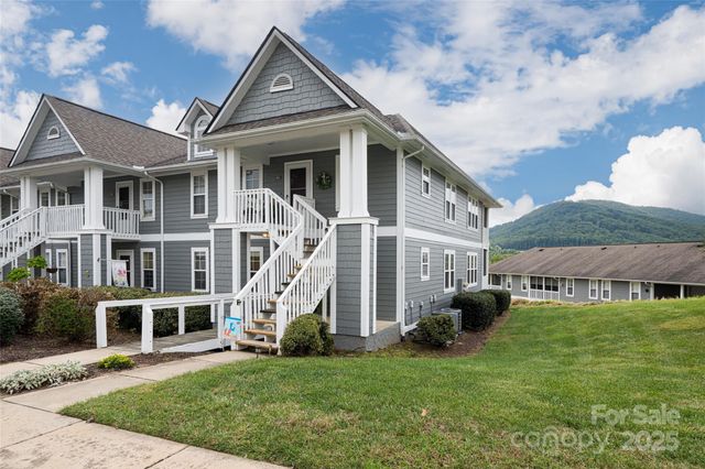 4805 Breakers Lane, Asheville, NC 28806