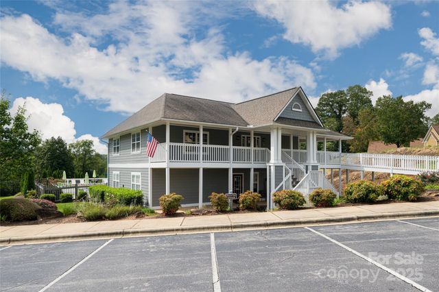 4805 Breakers Lane, Asheville, NC 28806