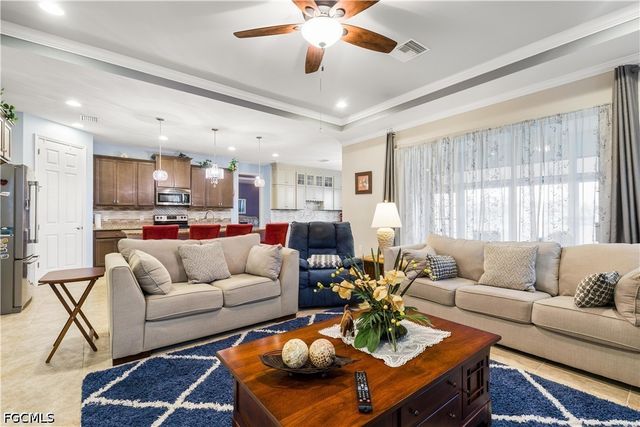 3188 Amadora CIR, Cape Coral, FL 33909