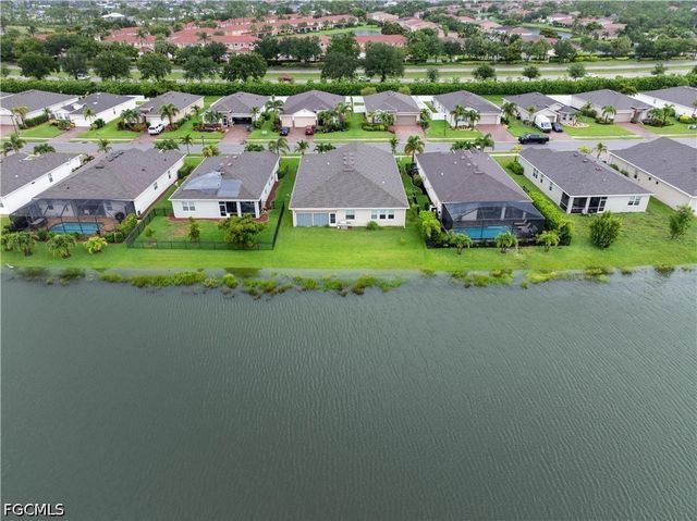 3188 Amadora CIR, Cape Coral, FL 33909