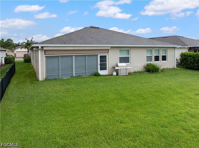 3188 Amadora CIR, Cape Coral, FL 33909