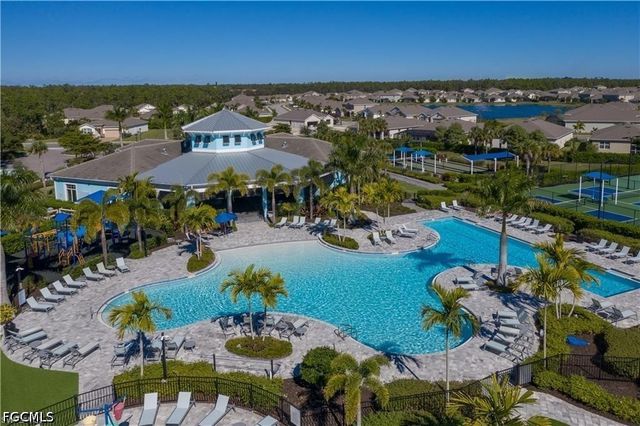 3188 Amadora CIR, Cape Coral, FL 33909