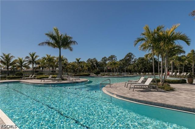 3188 Amadora CIR, Cape Coral, FL 33909