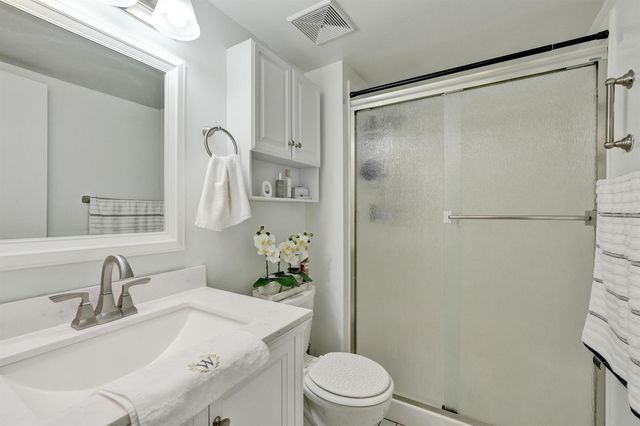 130 LAKE MERYL Drive 227, West Palm Beach, FL 33411