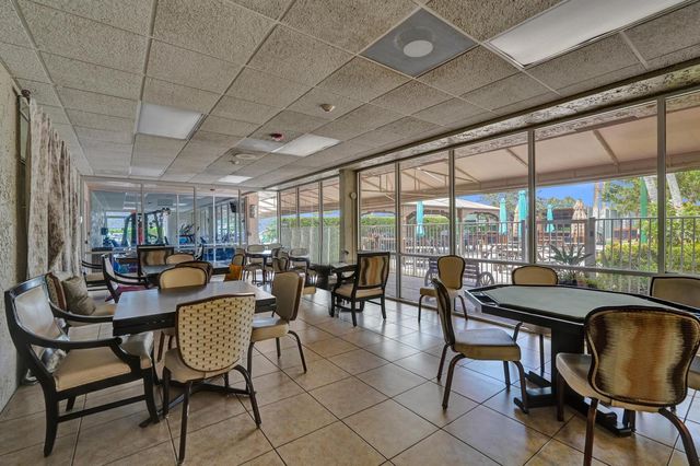 130 LAKE MERYL Drive 227, West Palm Beach, FL 33411